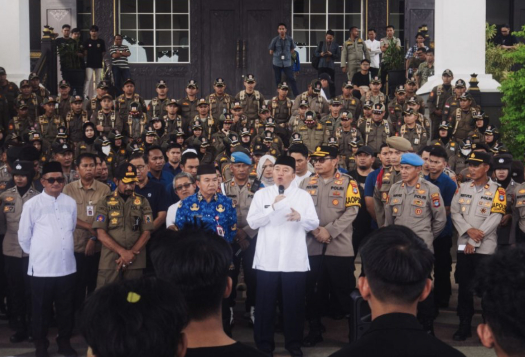 Aksi Demo BEM Kalsel di Hari Pendidikan Nasional Direspons Langsung Gubernur Muhidin