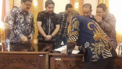 Gubernur Muhidin Pastikan Seleksi KPID Kalsel Berjalan Objektif dan Transparan