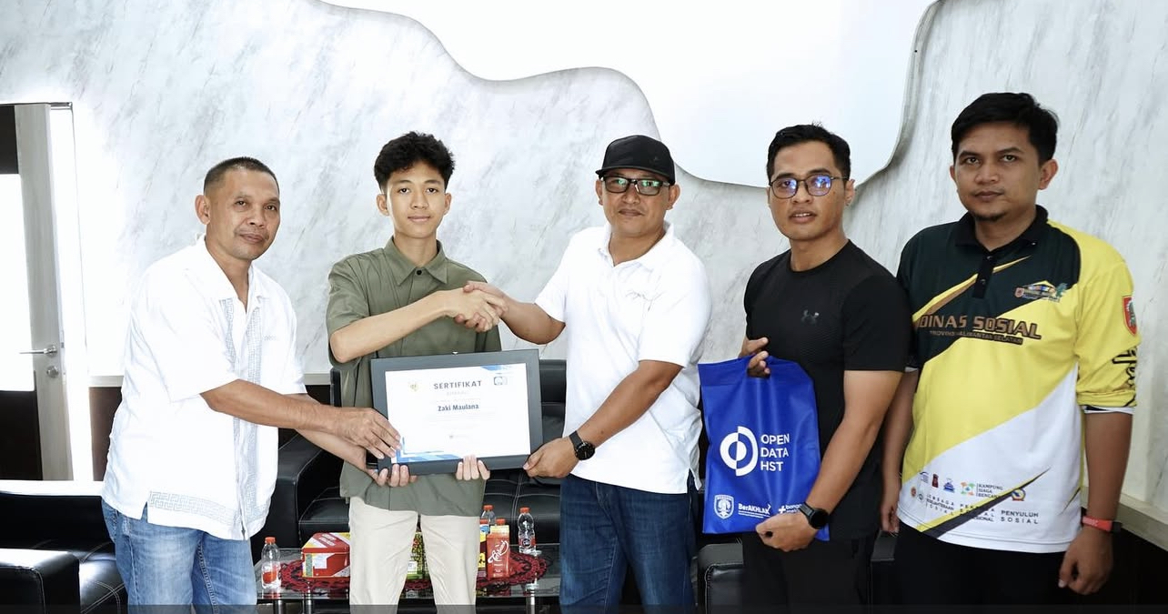 Peduli Keamanan Siber, Zaki Maulana Raih Penghargaan dari Diskominfo HST