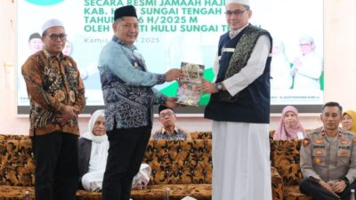 144 Calon Haji Asal HST Dilepas, Bupati: Jaga Niat dan Kebersamaan
