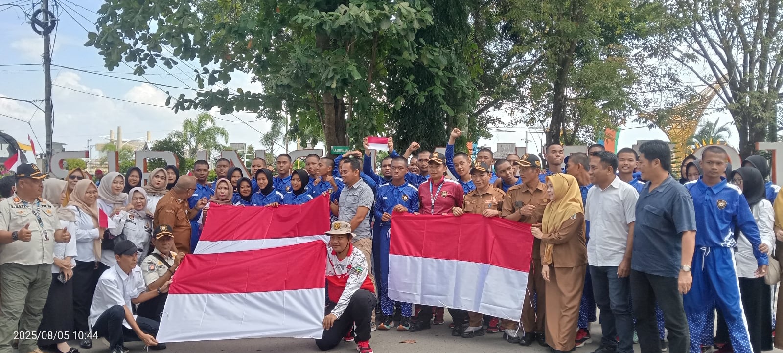 Peringati HUT RI ke-80, Kesbangpol Kotabaru Serukan Gerakan Pengibaran Bendera Merah Putih