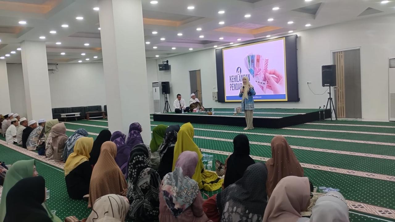 BSI Kotabaru Gelar Pengajian dan Tausiah, Perkuat Hubungan dengan Pensiunan