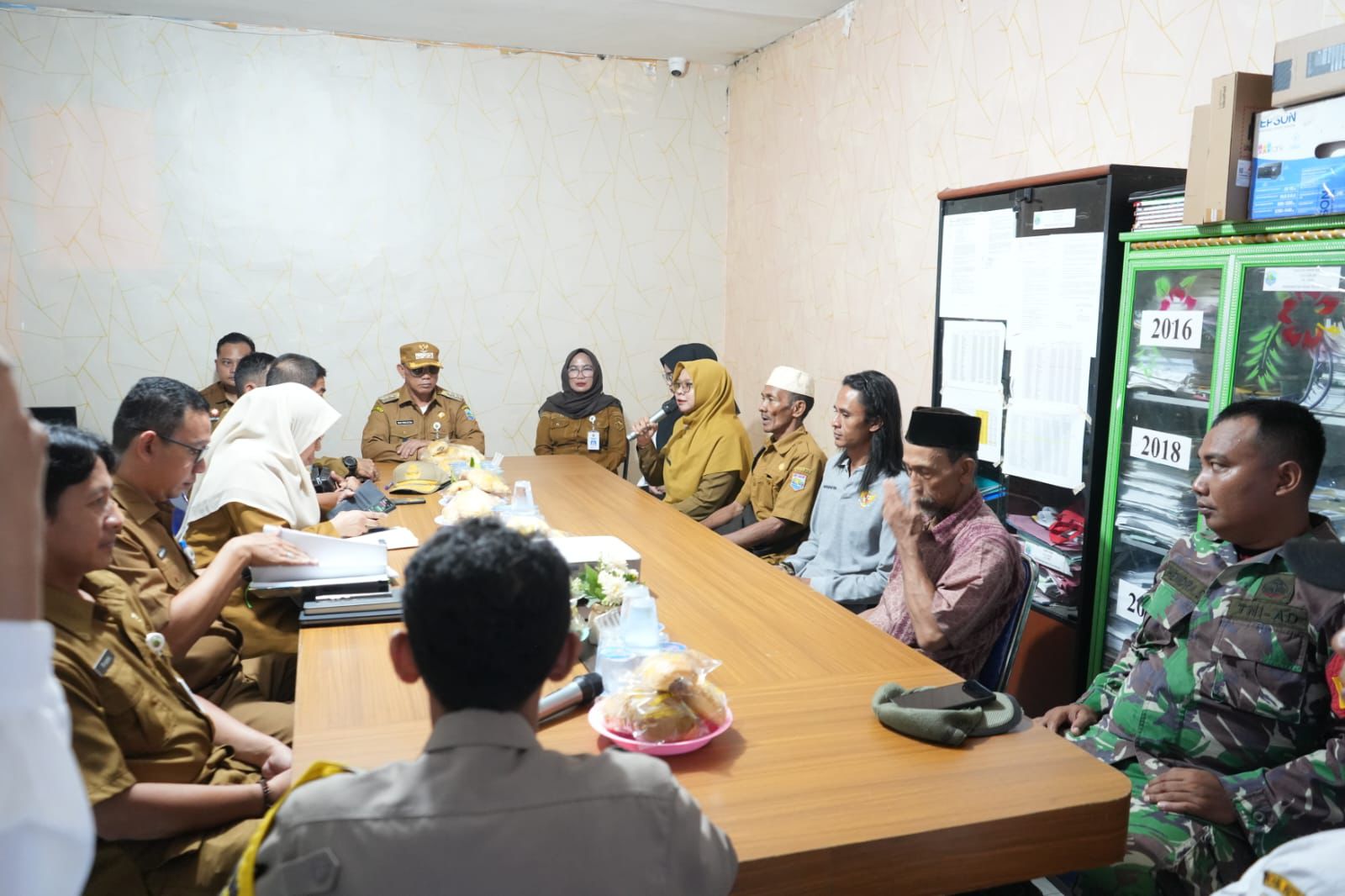 ⁠Bupati Kotabaru Tinjau Rencana Pembangunan Embung Seratak di Teluk Mesjid