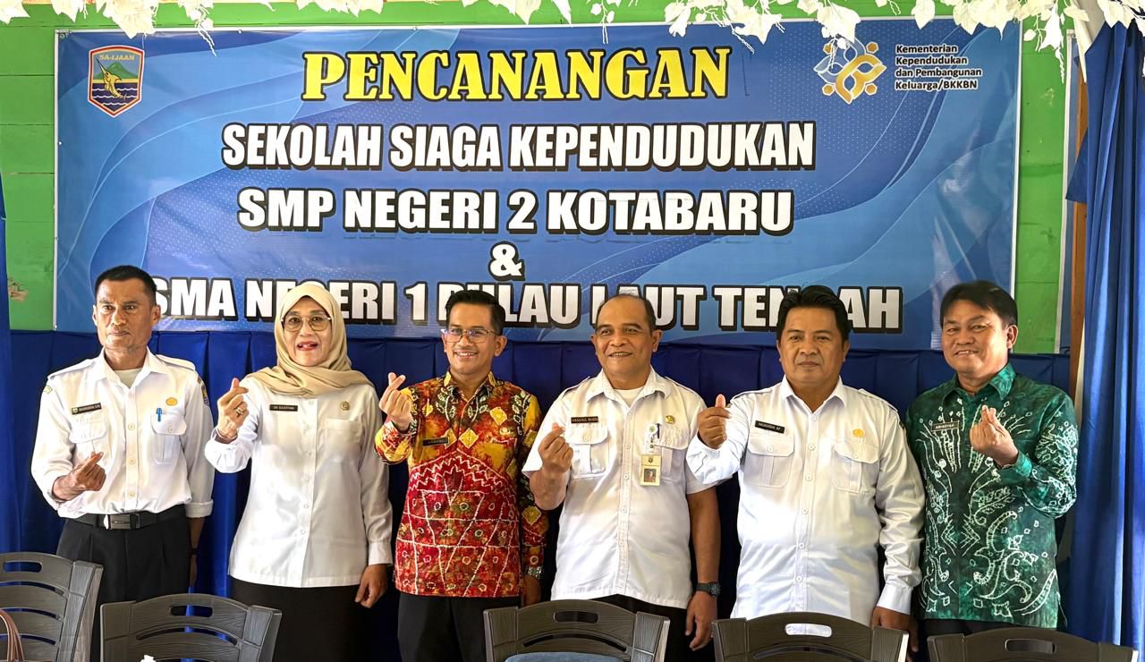 Dua Sekolah di Kotabaru Resmi Jadi Sekolah Siaga Kependudukan