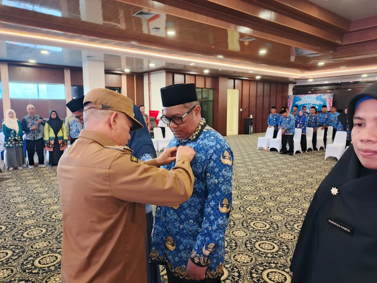 ⁠Puluhan ASN Kotabaru Terima Satyalancana Karya Satya