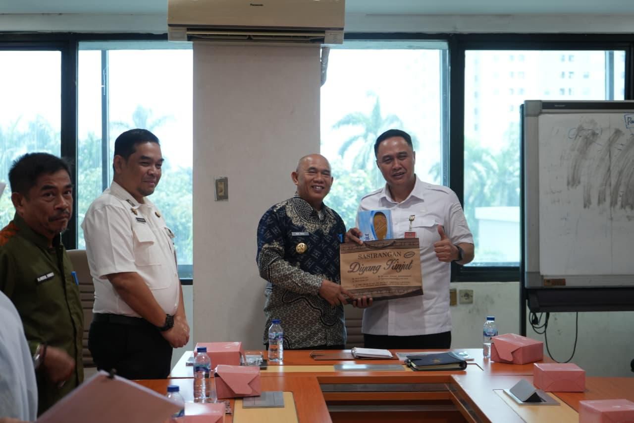 Dorong Pengelolaan Sampah Berkelanjutan, Pemkab Kotabaru Jemput Program LSDP Kemendagri