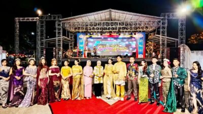 Uji Kompetensi Berbasis Industri, Siswa SMKN 1 Kotabaru Tampilkan Kebaya Modern